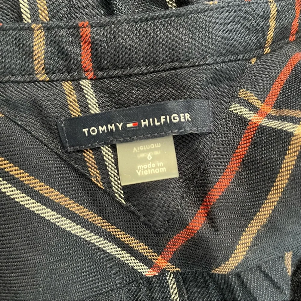 TOMMY HILFIGER | Kensington Long-Sleeve Tiered Plaid Shirtdress Size 6 - Picture 10 of 12
